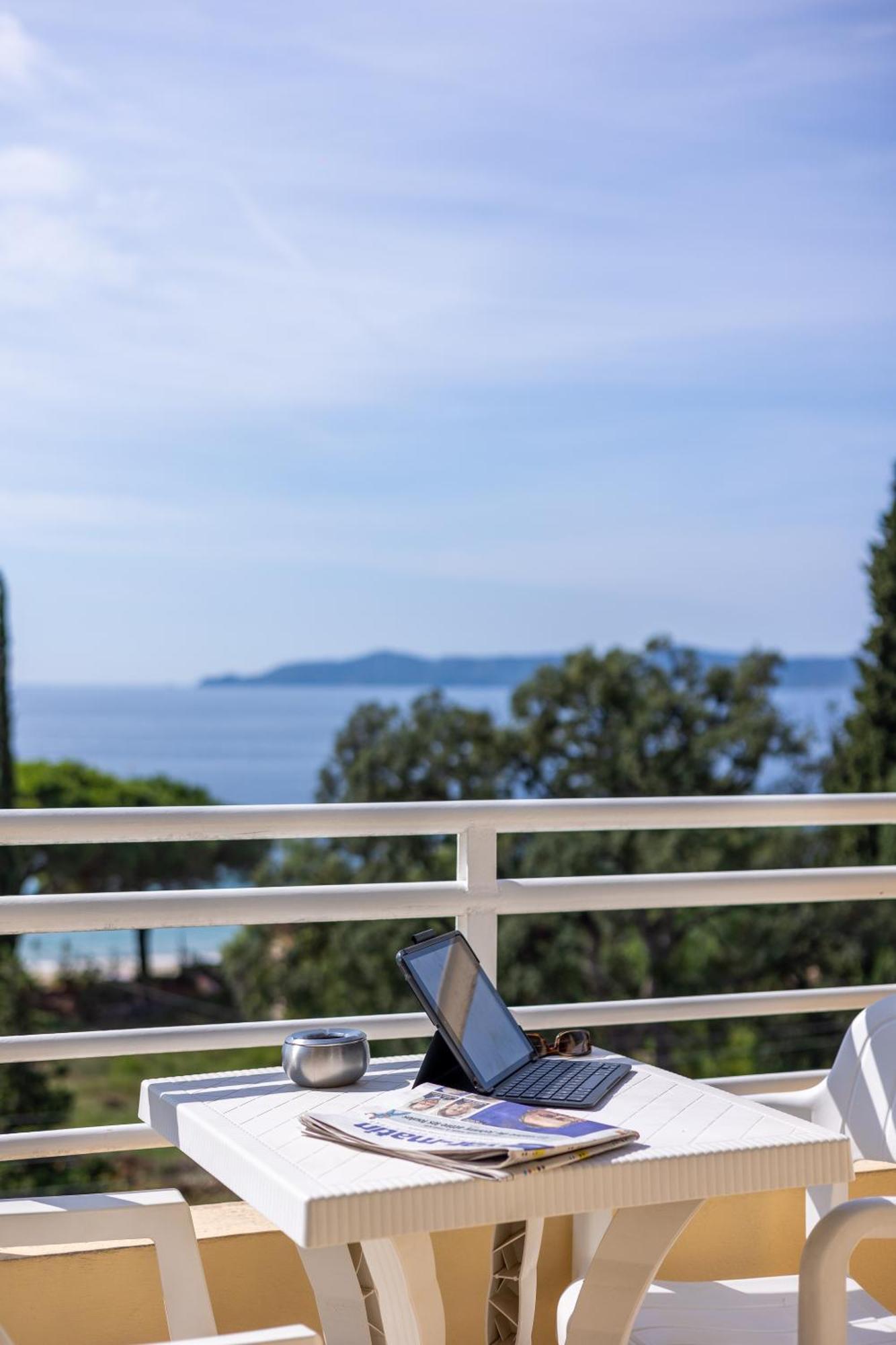 Cap Negre Hotel Le Lavandou Exterior foto